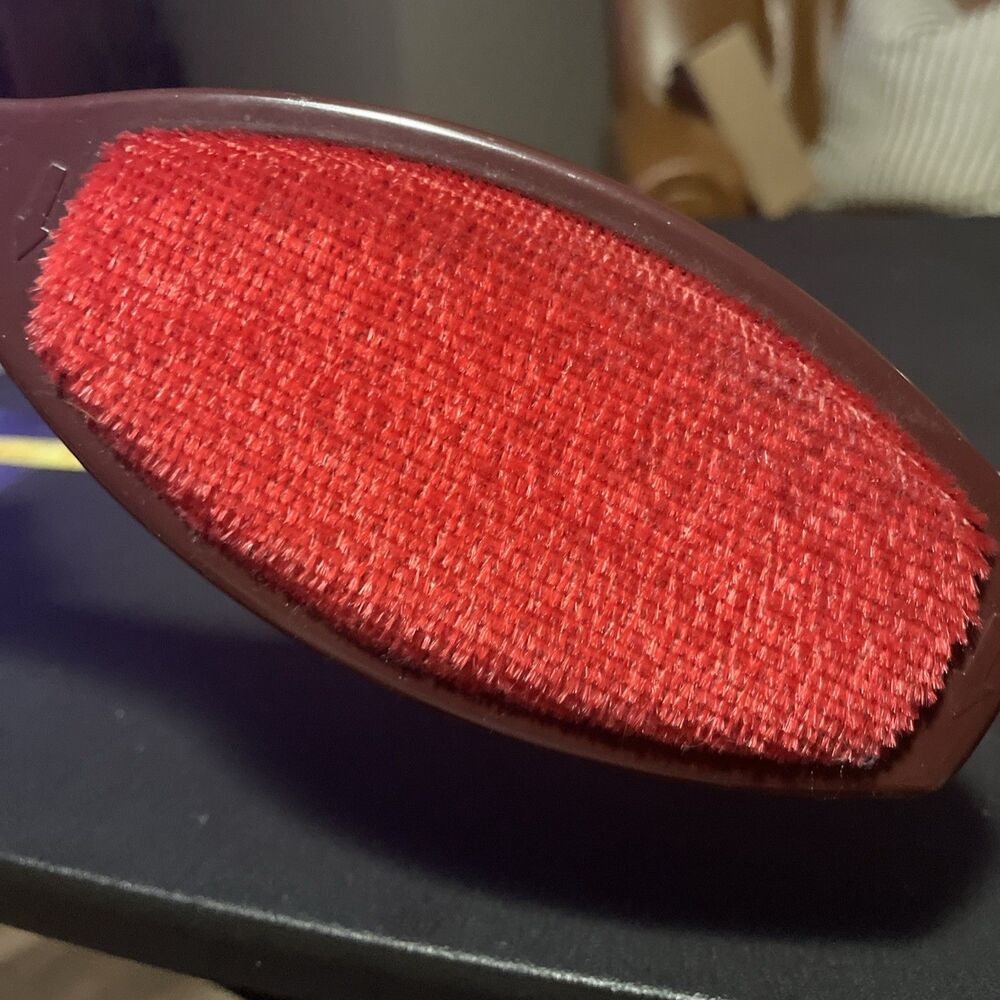 Helmac MAGIK BRUSH Clothes Lint Remover Brush - Picture 6 of 6